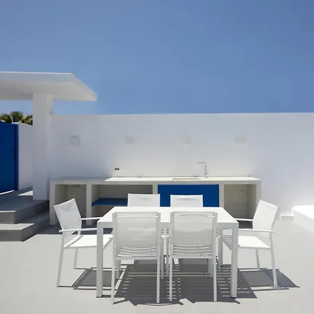 Thadeos Villa With Private Jetted Pool Fira  Esterno foto