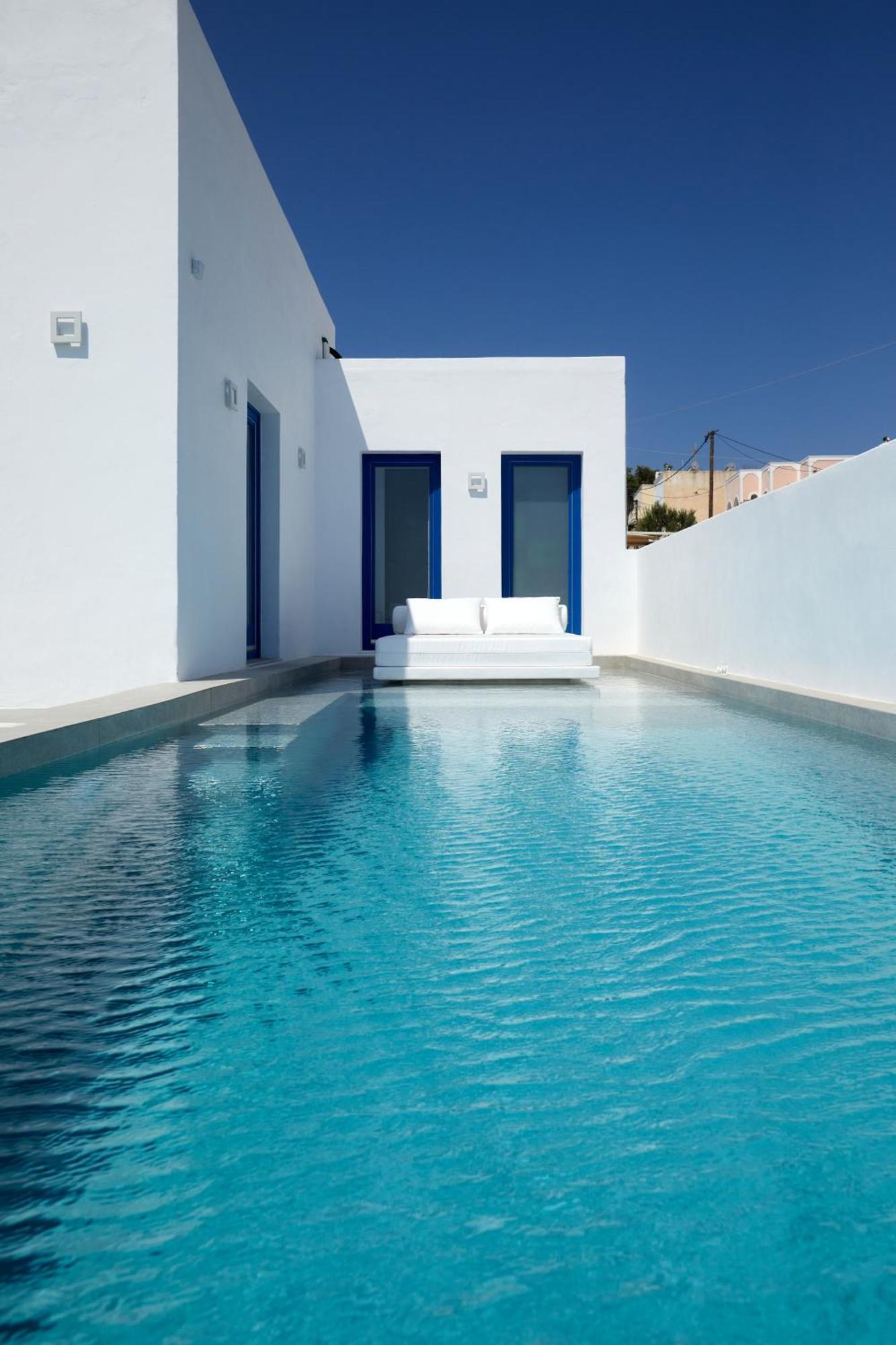Thadeos With Private Jetted Pool * Fira (Santorini)