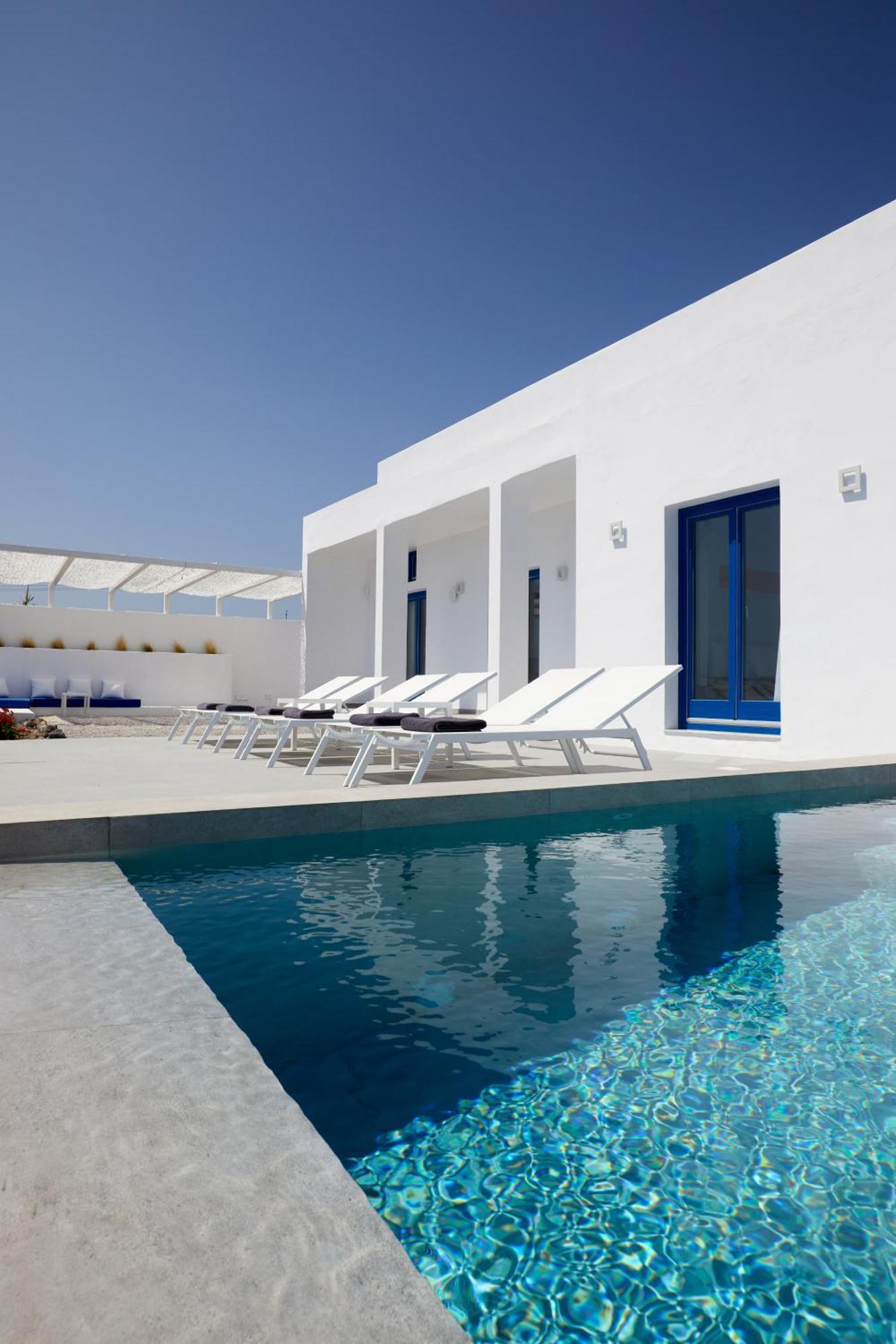 Thadeos With Private Jetted Pool Villa