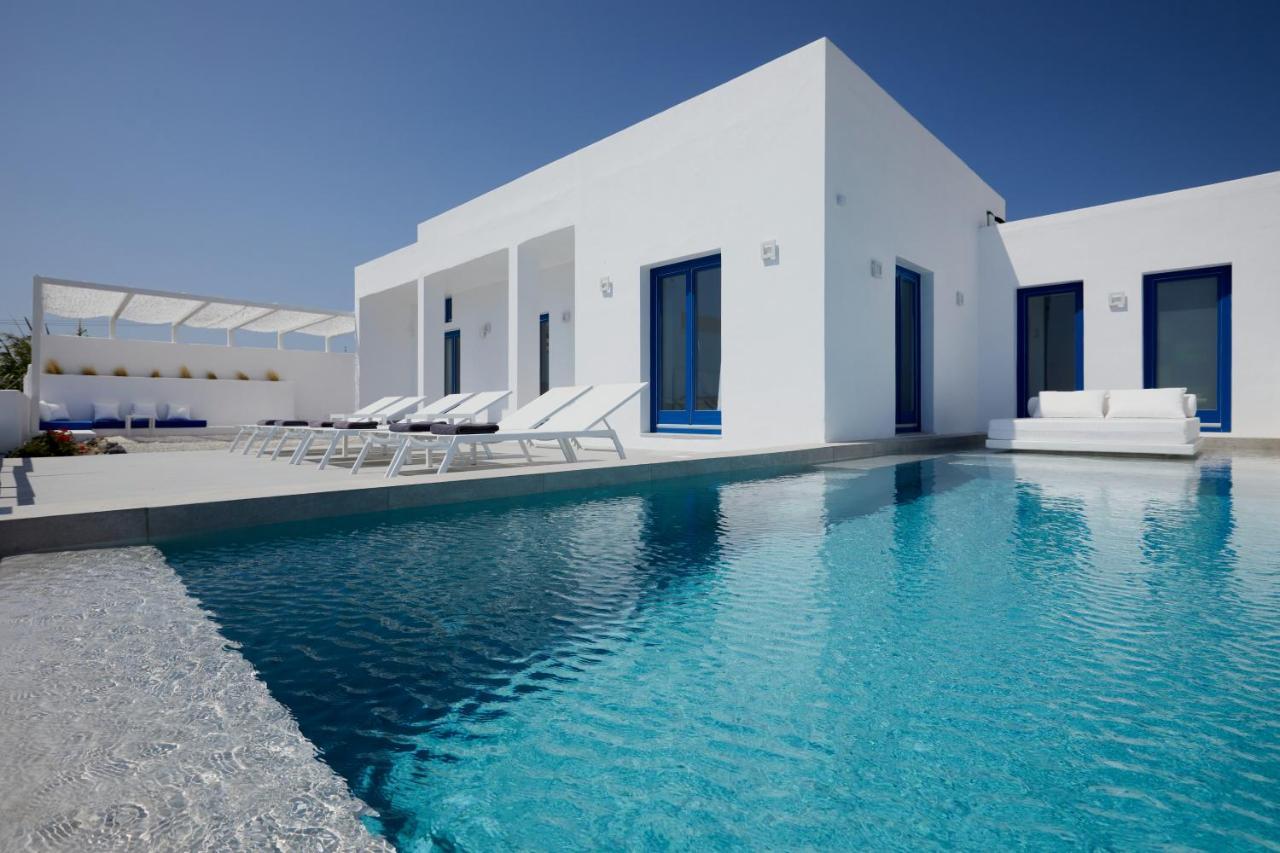 Thadeos With Private Jetted Pool Firá